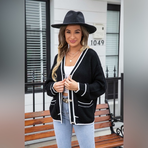 Waffle Knit V-Neck Cardigan with Pocket - Picture 6 of 12